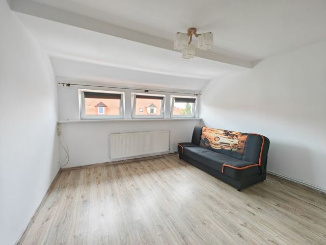 Mieszkanie 3-pokojowe Pieszyce, ul. Marii Konopnickiej. Zdjęcie 1