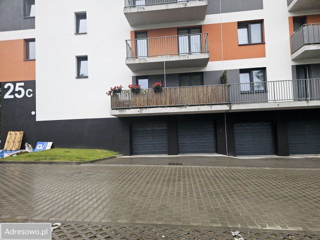 Garaż/miejsce parkingowe Chrzanów, ul. Partyzantów. Zdjęcie 1