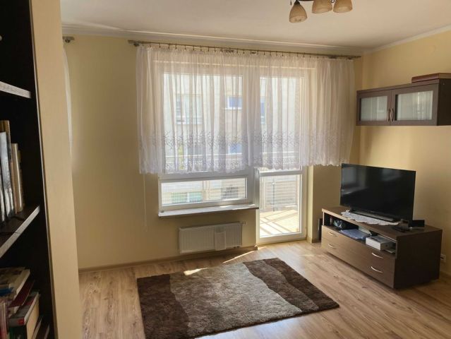 Mieszkanie 1-pokojowe Piaseczno, ul. Kazimierza Jarząbka. Zdjęcie 1