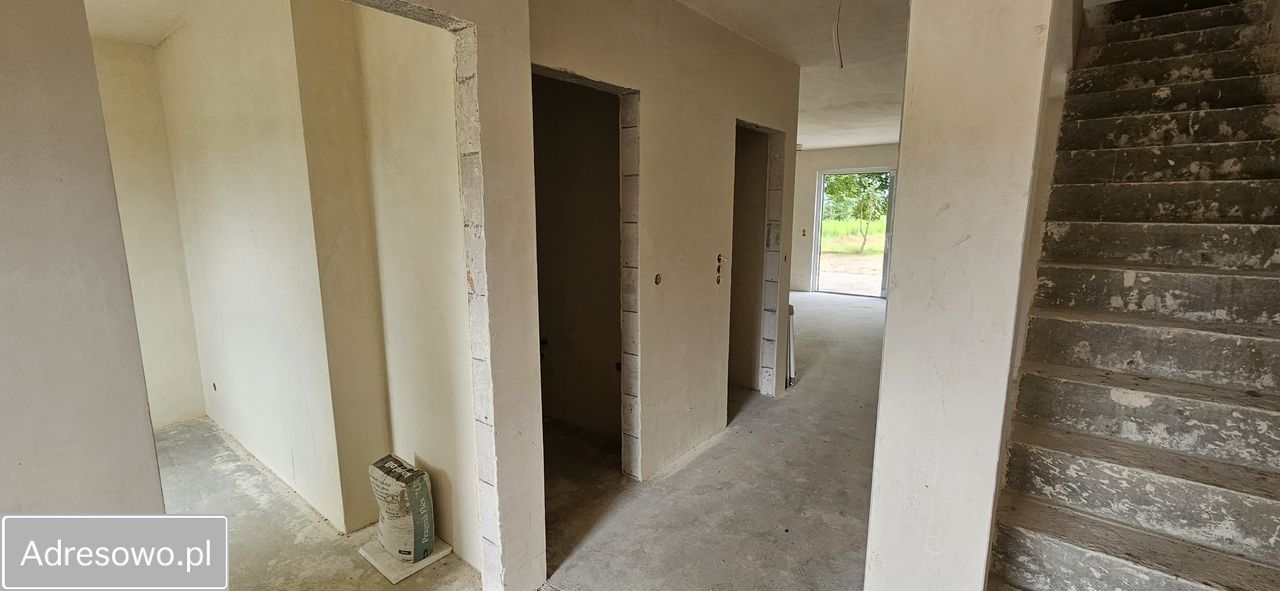 bliźniak, 5 pokoi Patryki. Zdjęcie 16