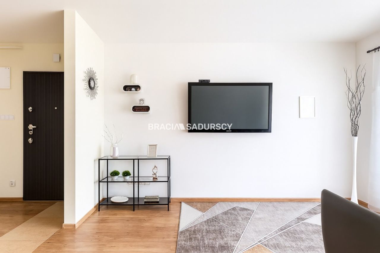 Mieszkanie 3-pokojowe Kraków Opatkowice, ul. Macieja Dębskiego. Zdjęcie 3