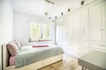 dom wolnostojący, 5 pokoi Boluminek, ul. Akacjowa