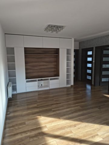 Mieszkanie 4-pokojowe Skawina, ul. Mikołaja Kopernika. Zdjęcie 1