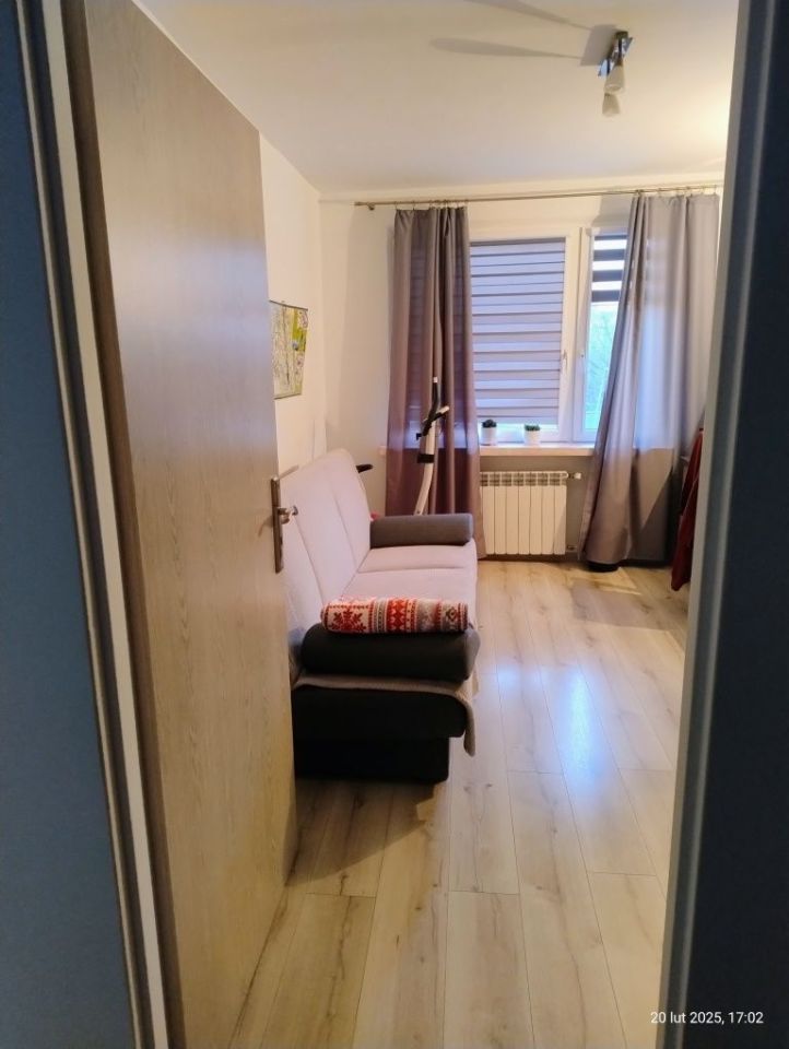 Mieszkanie 4-pokojowe Myszków. Zdjęcie 5