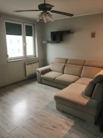 Mieszkanie 2-pokojowe Wieluń, os. Armii Krajowej. Zdjęcie 1