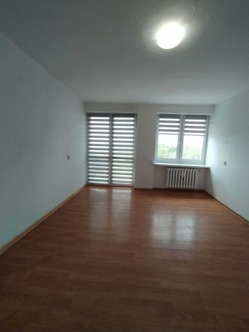 Mieszkanie 2-pokojowe Pabianice Centrum, ul. Stanisława Wyspiańskiego. Zdjęcie 1