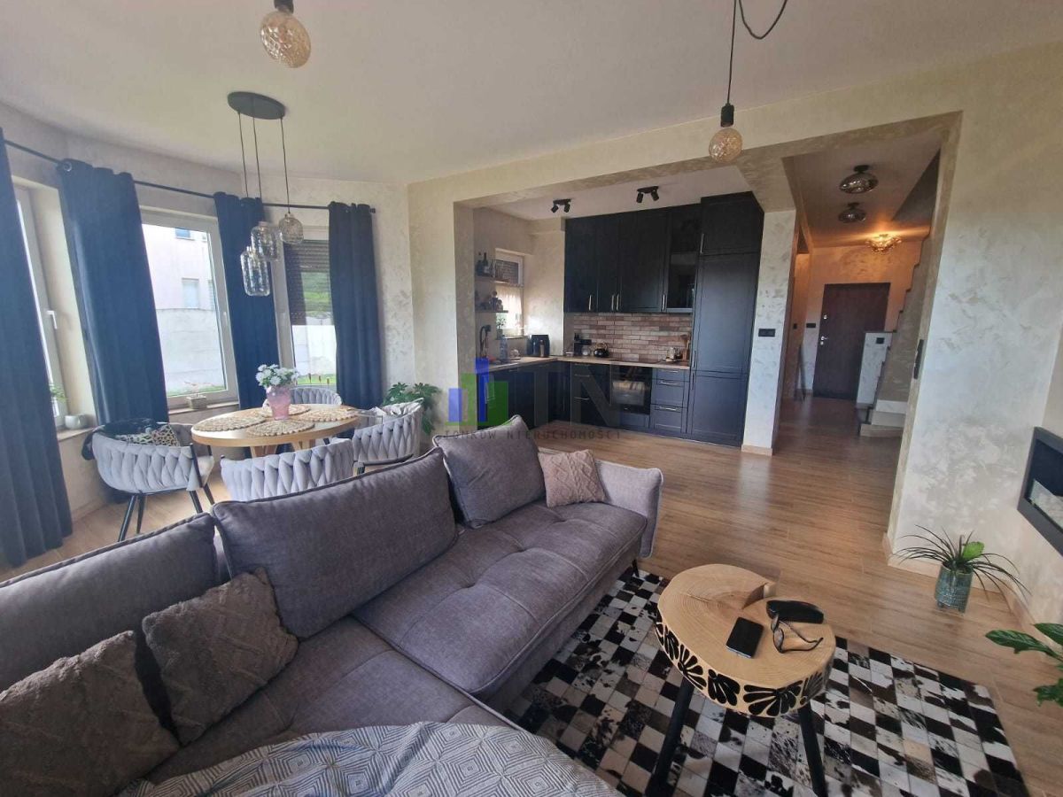 bliźniak, 4 pokoje Jelcz-Laskowice, ul. Oławska. Zdjęcie 14