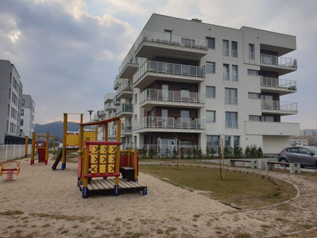 Mieszkanie 3-pokojowe Rumia, ul. Kosynierów. Zdjęcie 1