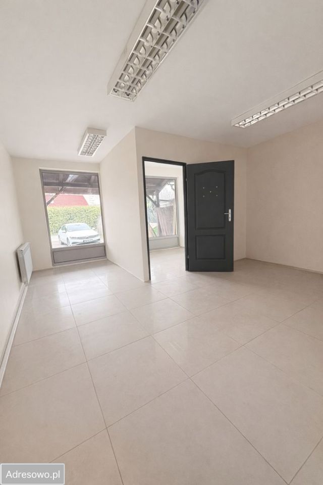 Lokal Wieliczka Centrum, ul. Adama Mickiewicza. Zdjęcie 3