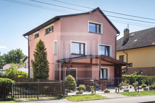 dom wolnostojący, 10 pokoi Żarnowska. Zdjęcie 1