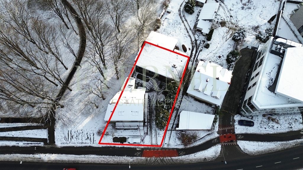 Działka inwestycyjna Kraków Czyżyny, al. Jana Pawła II. Zdjęcie 1