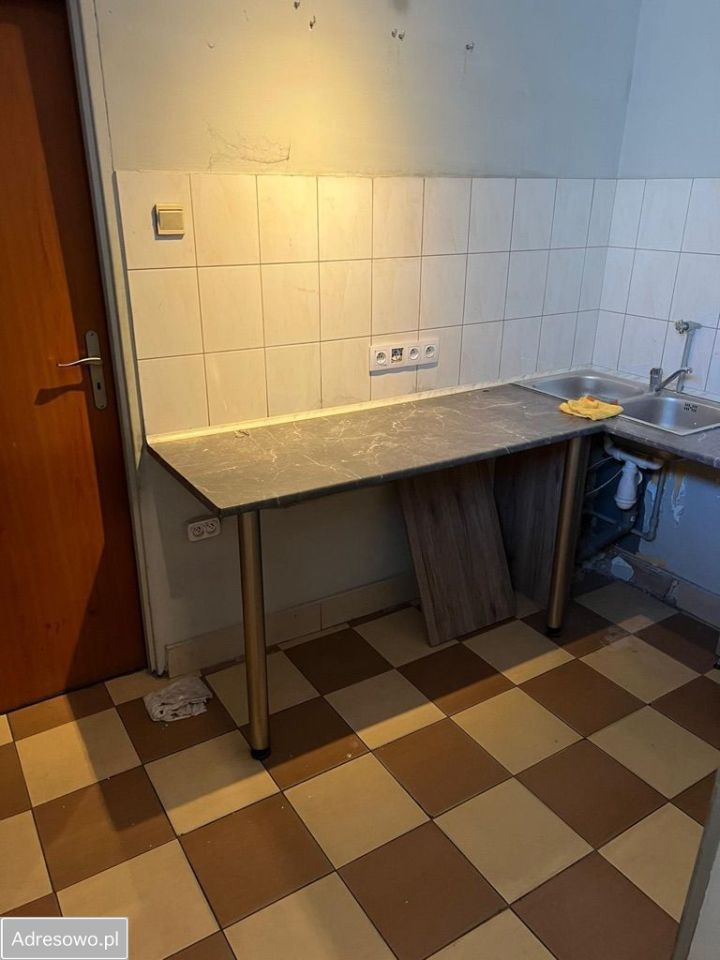 Lokal Częstochowa Błeszno, ul. Bohaterów Katynia. Zdjęcie 5