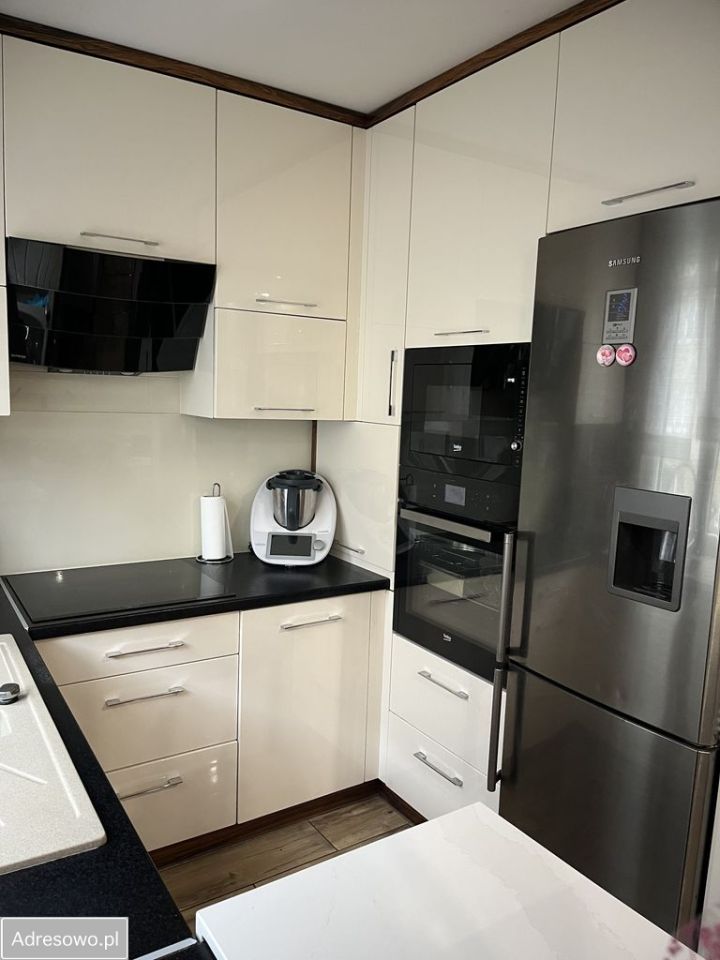 Mieszkanie 3-pokojowe Częstochowa Tysiąclecie, ul. Obrońców Westerplatte. Zdjęcie 4