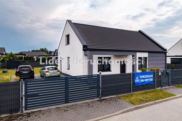 dom wolnostojący, 6 pokoi Bychlew. Zdjęcie 1