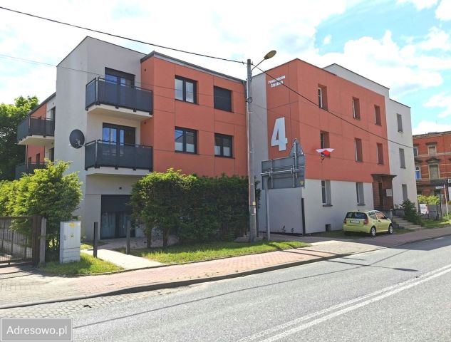 Mieszkanie 3-pokojowe Lubliniec Centrum, ul. Powstańców Śląskich. Zdjęcie 1