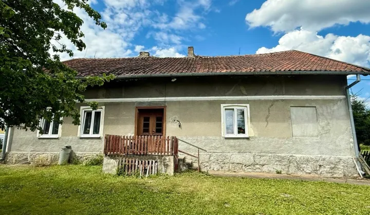 bliźniak, 3 pokoje Praslity