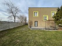 Nieruchomość komercyjna Nowogród. Zdjęcie 1