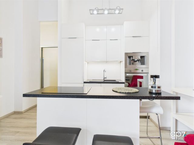 Mieszkanie 3-pokojowe Kraków Śródmieście, ul. marsz. Józefa Piłsudskiego. Zdjęcie 3