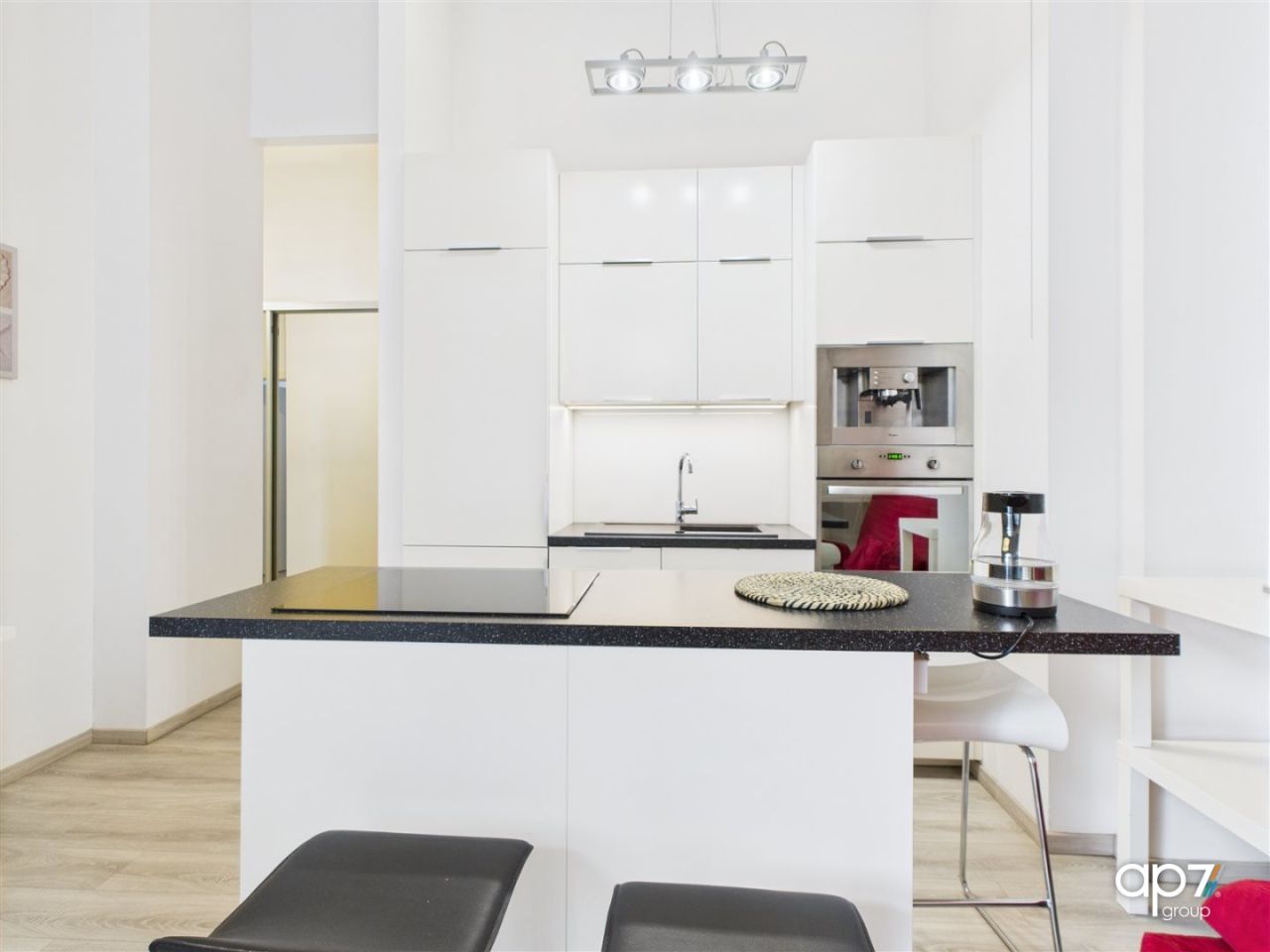 Mieszkanie 3-pokojowe Kraków Śródmieście, ul. marsz. Józefa Piłsudskiego. Zdjęcie 3