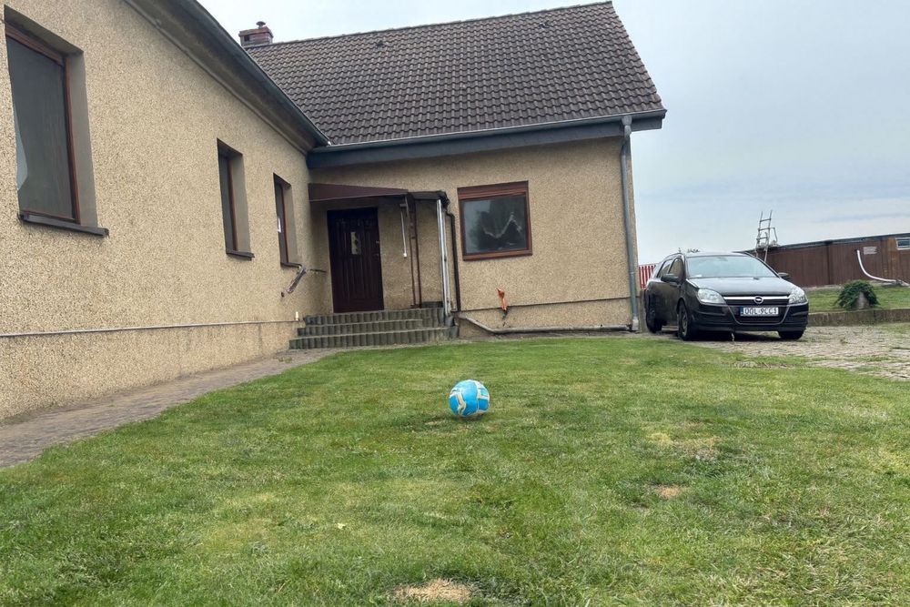 dom wolnostojący, 4 pokoje Biskupice