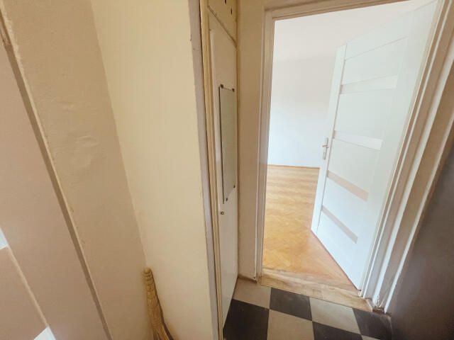 Mieszkanie 3-pokojowe Warszawa Ochota, al. Dwudziestolatków. Zdjęcie 3