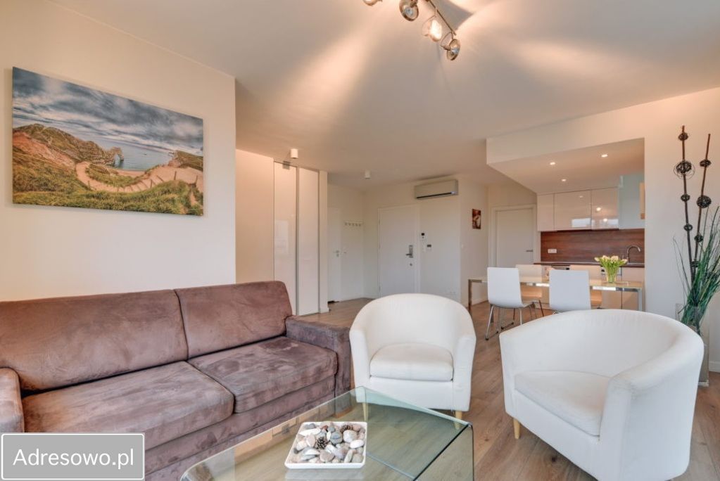 Mieszkanie 3-pokojowe Władysławowo. Zdjęcie 3