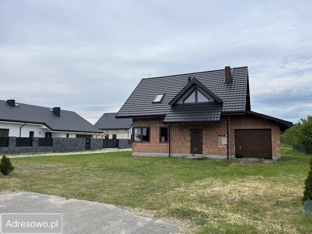 dom wolnostojący, 4 pokoje Podebłocie. Zdjęcie 3