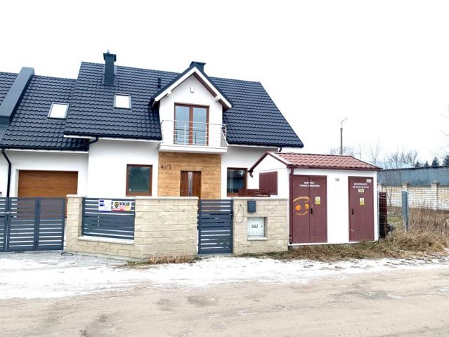 bliźniak Góra Kalwaria. Zdjęcie 1