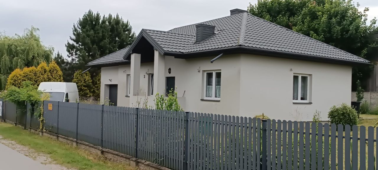 dom wolnostojący, 3 pokoje Błaziny Dolne