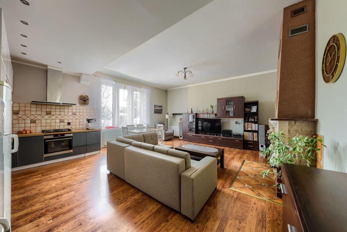 Mieszkanie 4-pokojowe Bystrzyca Dolna, Bystrzyca Dolna. Zdjęcie 2