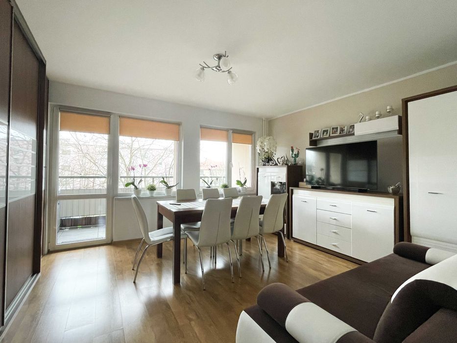 Mieszkanie 4-pokojowe Strzelin, ul. gen. Stefana Grota-Roweckiego. Zdjęcie 1