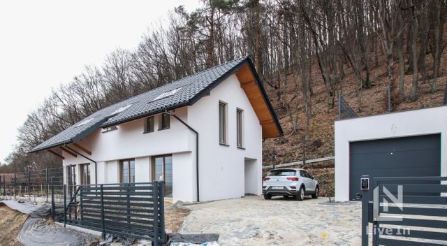 dom wolnostojący, 5 pokoi Kraków, ul. Wielogórska. Zdjęcie 1