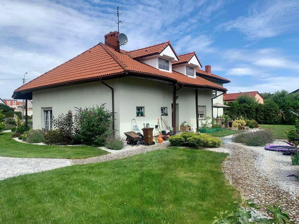 dom wolnostojący, 5 pokoi Leszno Gronowo