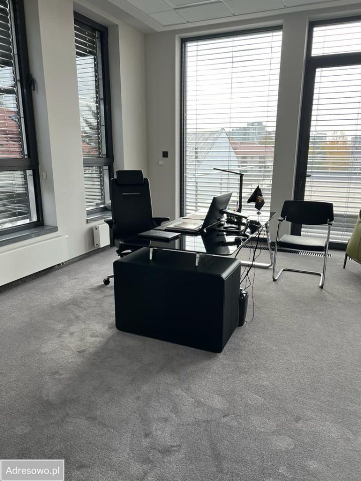 Biuro Warszawa Wilanów, ul. Wiertnicza. Zdjęcie 4