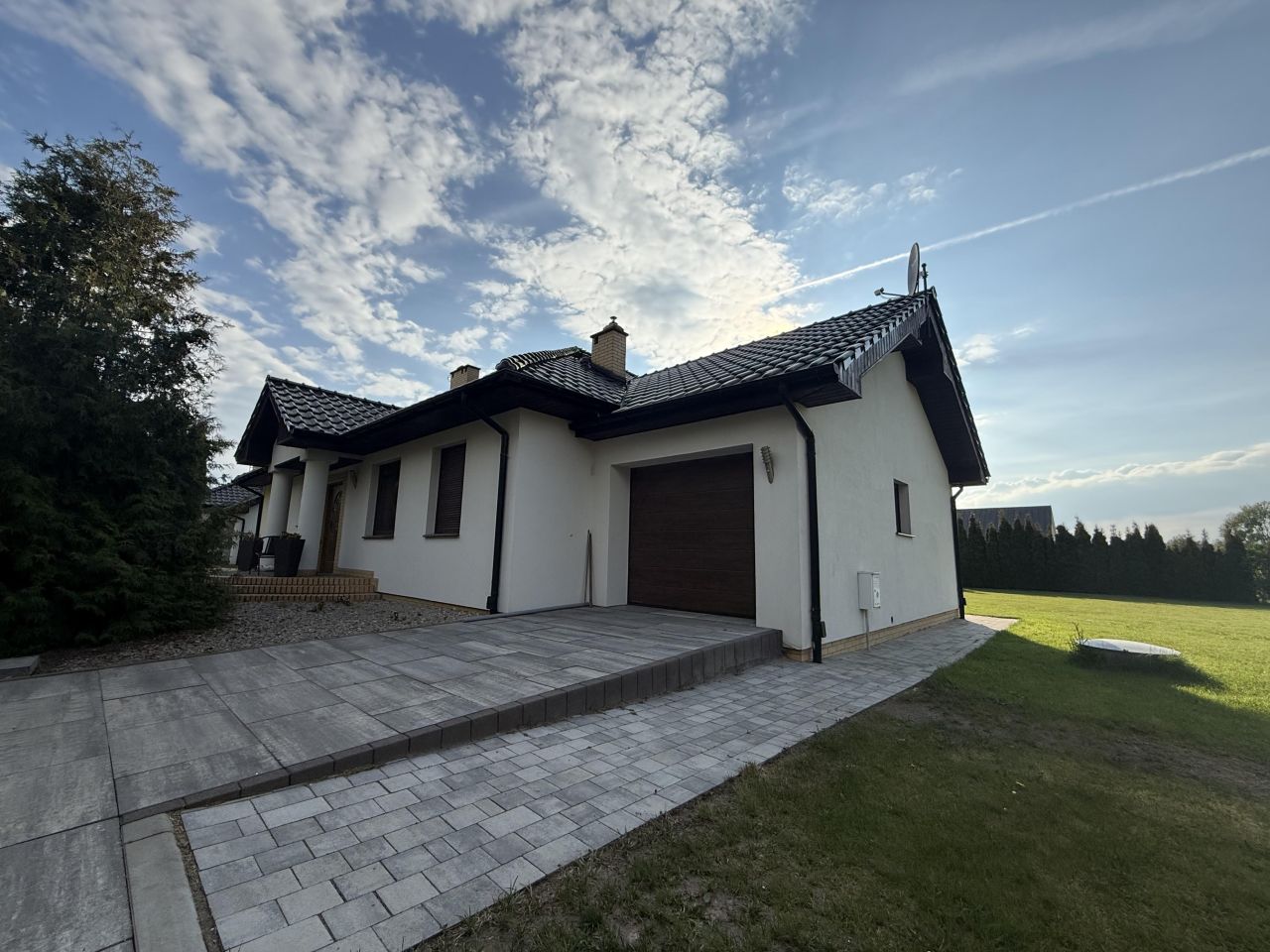 dom wolnostojący, 4 pokoje Skalin. Zdjęcie 12