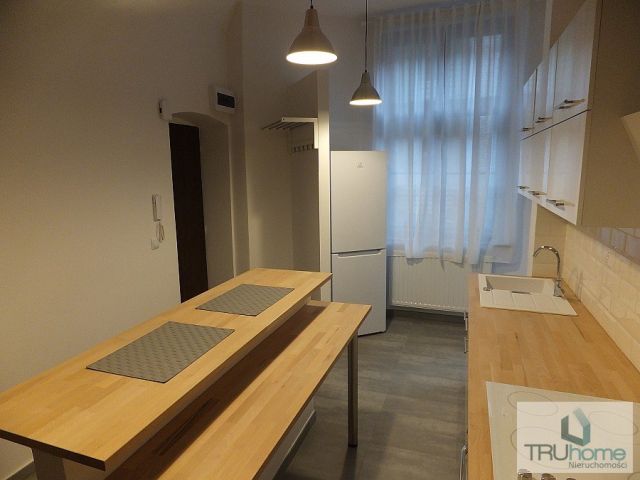 Mieszkanie 2-pokojowe Katowice Śródmieście. Zdjęcie 2