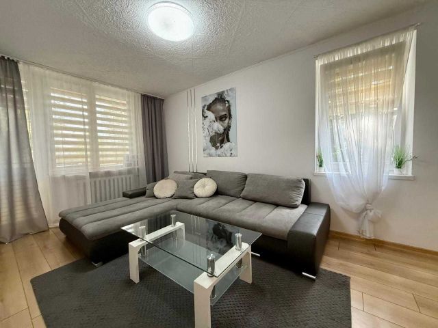 Mieszkanie 3-pokojowe Warszawa Saska Kępa. Zdjęcie 1