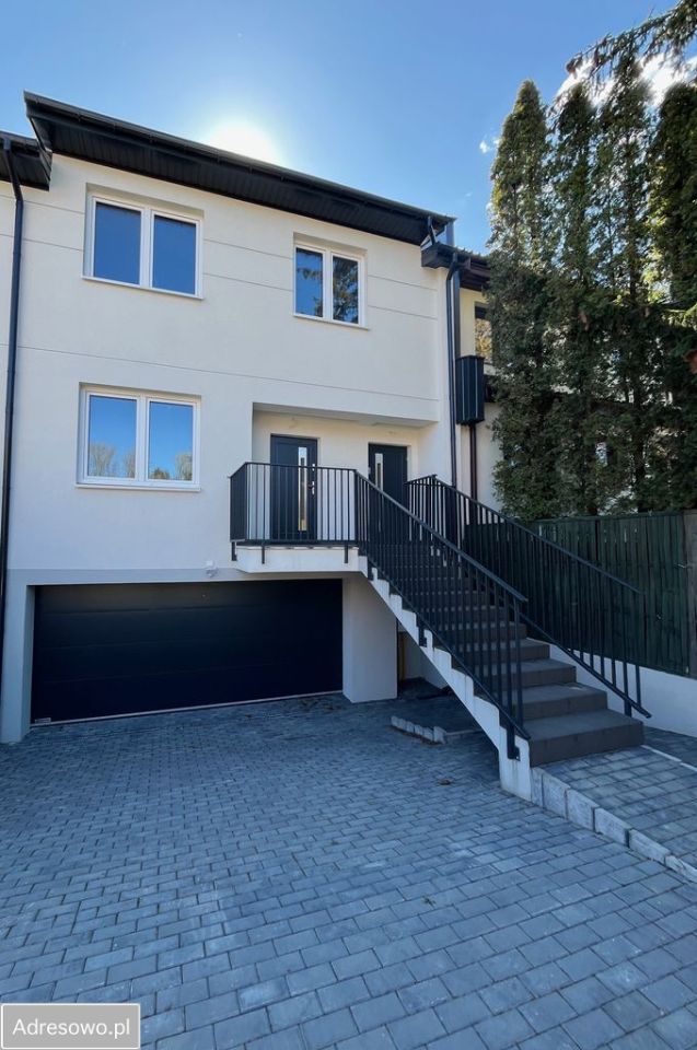 Mieszkanie 4-pokojowe Warszawa Wesoła. Zdjęcie 1