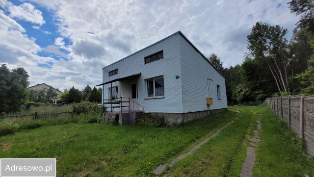 dom wolnostojący, 3 pokoje Suchedniów, ul. Leśna. Zdjęcie 1