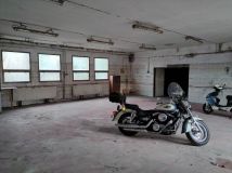 Hala/magazyn Warzyn Pierwszy. Zdjęcie 3