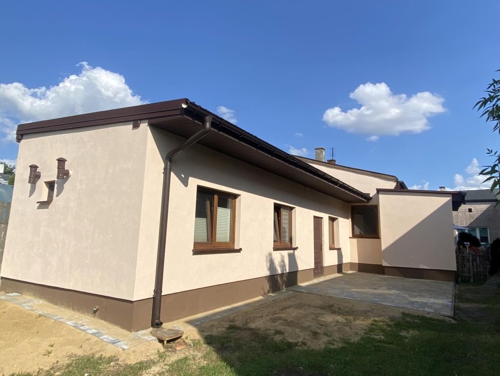 Mieszkanie 3-pokojowe Złoczew. Zdjęcie 2