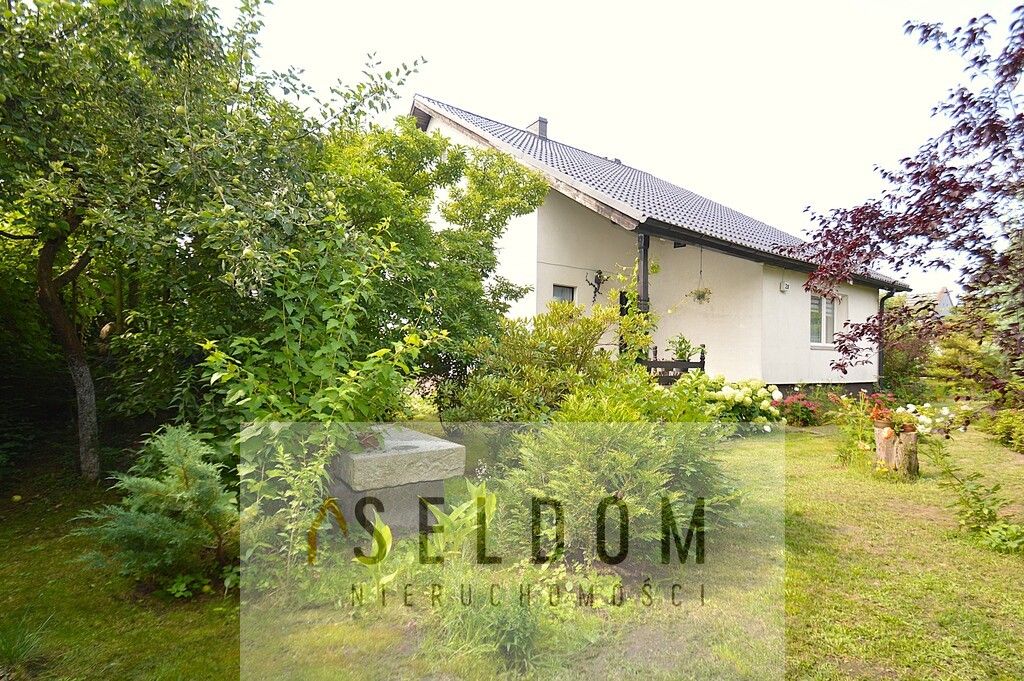 dom wolnostojący, 7 pokoi Domaszowice