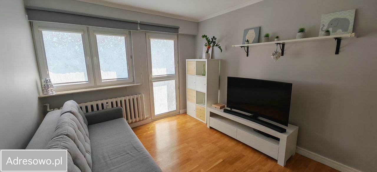 Mieszkanie 2-pokojowe Warszawa Włochy, al. Dwudziestolatków. Zdjęcie 1