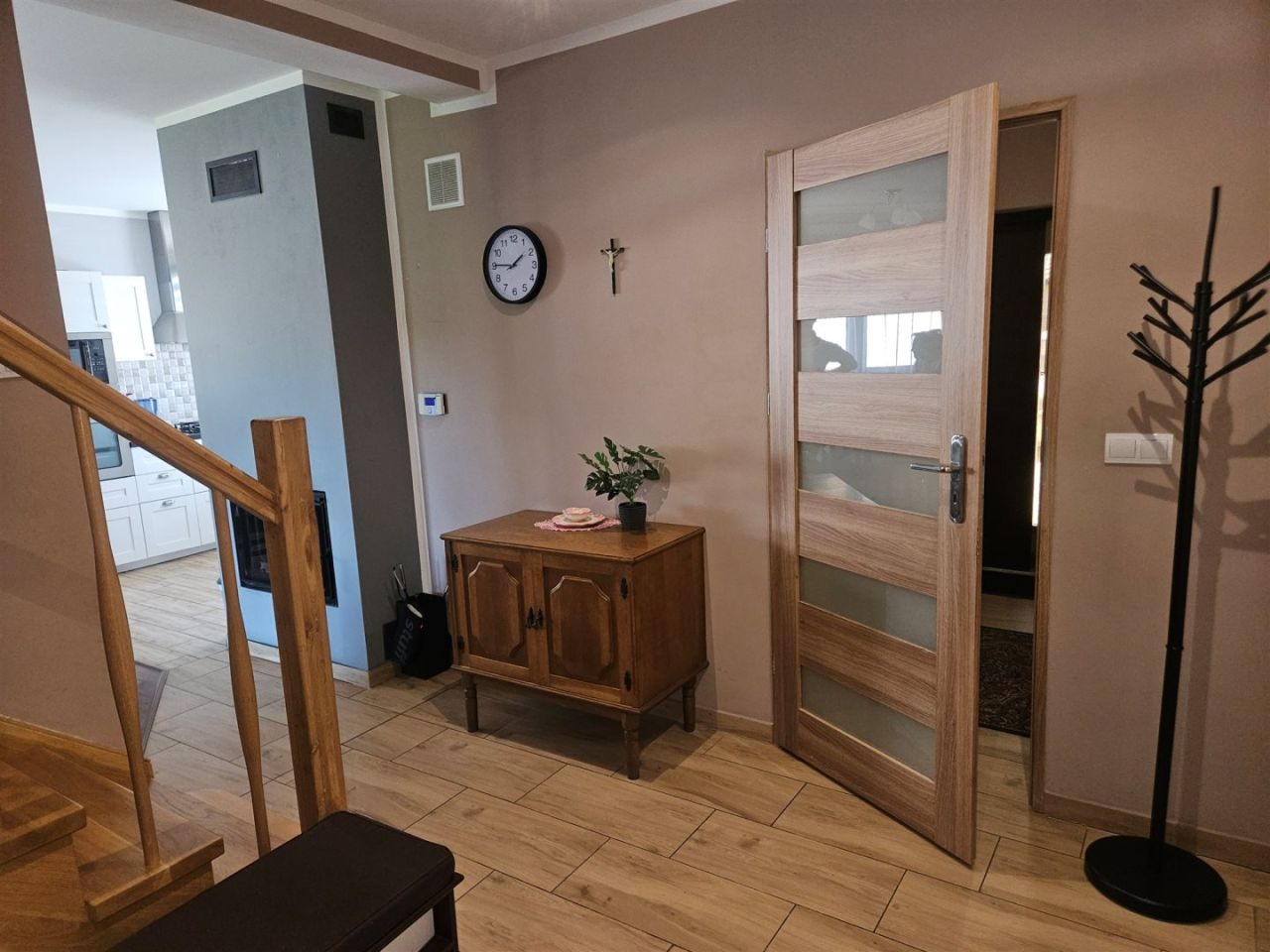 dom wolnostojący, 6 pokoi Świebodzice Ciernie. Zdjęcie 7