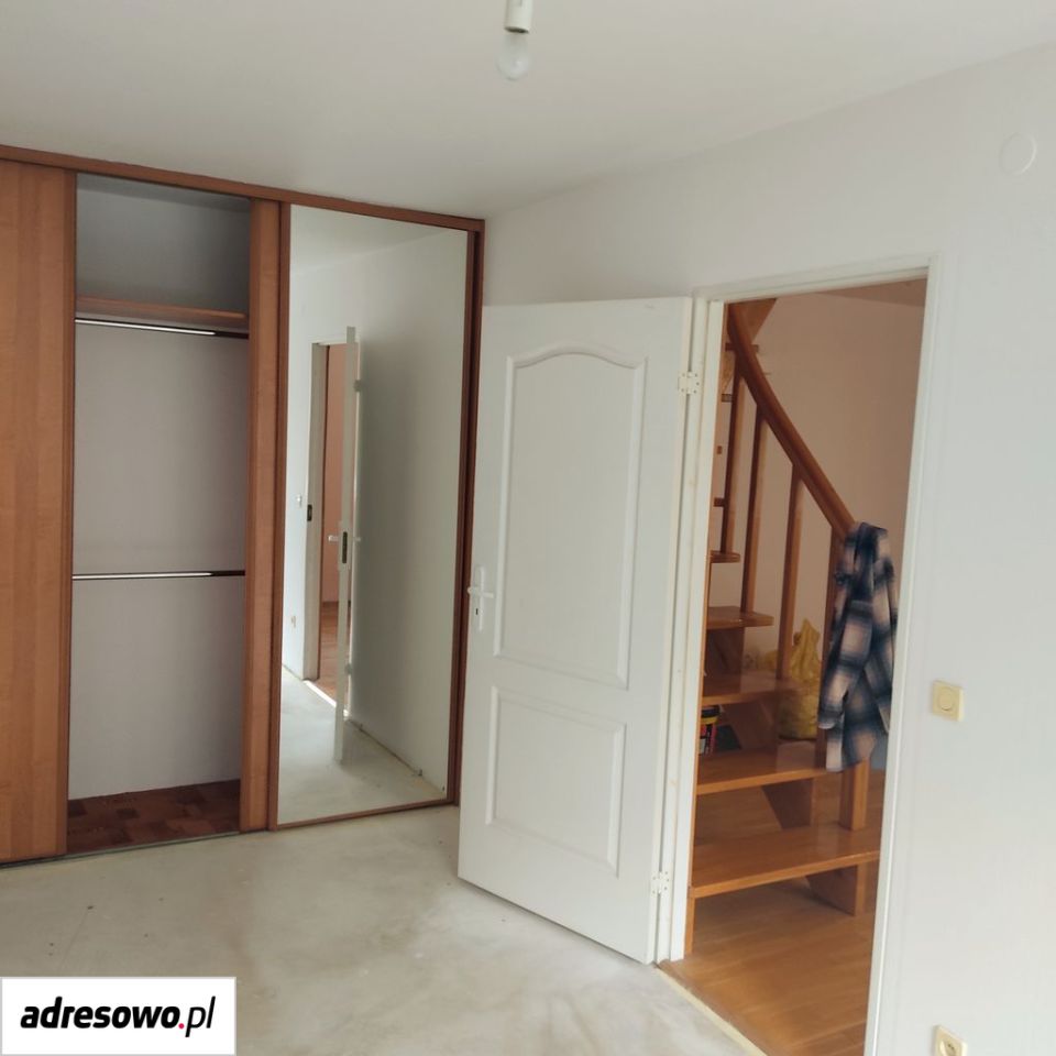 Mieszkanie 4-pokojowe Luboń. Zdjęcie 2
