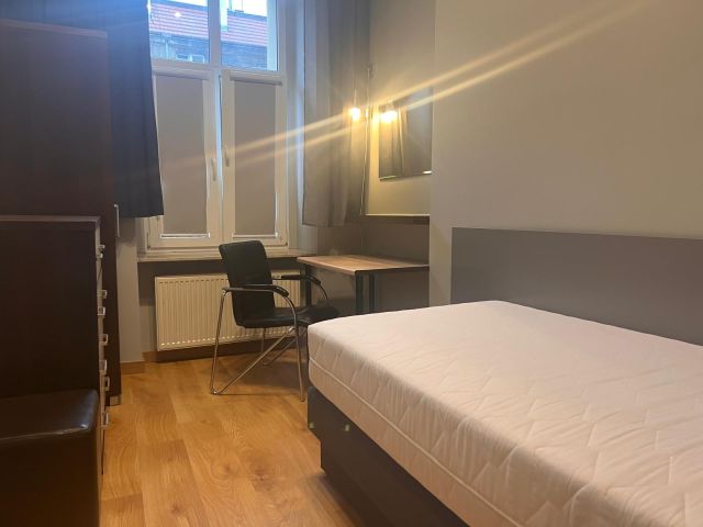 Pokój Wrocław Śródmieście, ul. Nowowiejska. Zdjęcie 1