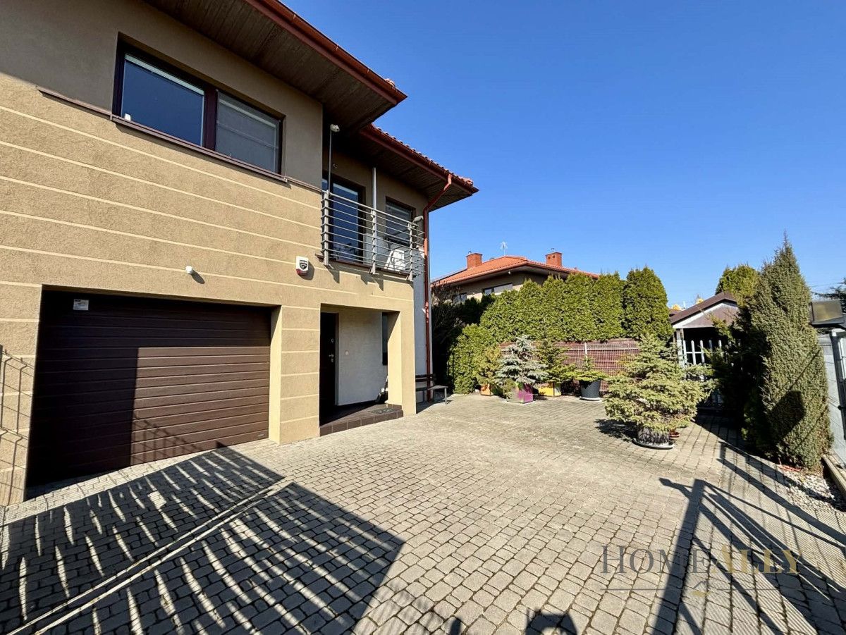 bliźniak, 5 pokoi Łomianki, ul. Stefana Batorego. Zdjęcie 1