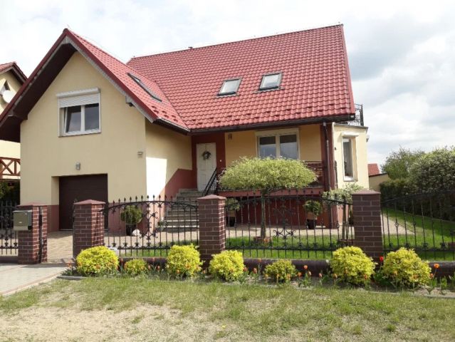 dom wolnostojący, 6 pokoi Złotów, al. Rodła. Zdjęcie 1