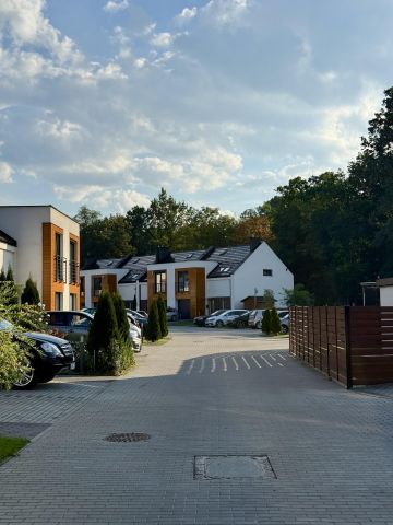 Mieszkanie 3-pokojowe Skawina, ul. Leśna. Zdjęcie 1