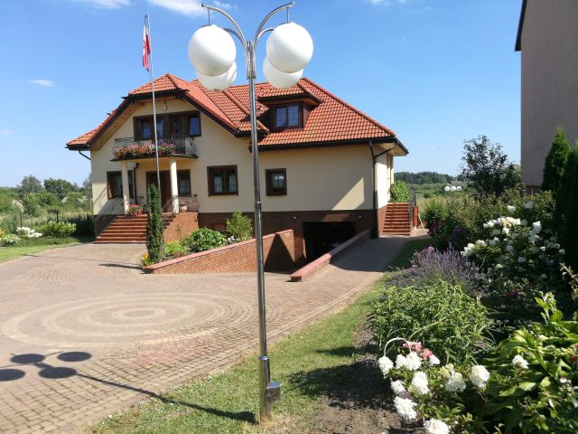 dom wolnostojący, 5 pokoi Rybno, ul. Wyszkowska. Zdjęcie 1